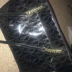 Micheal Kors black tote